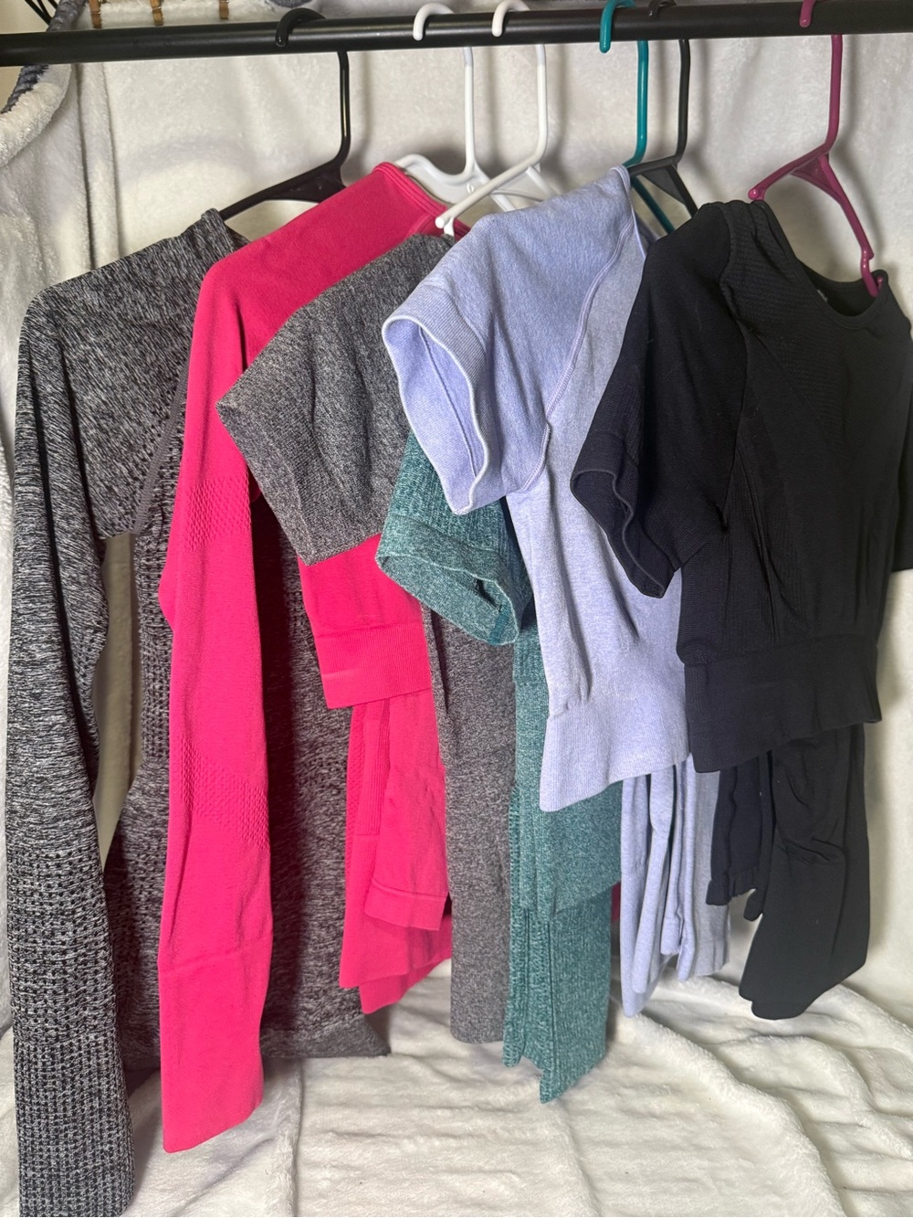 6 Short-Sleeve Knit Sweater -Pink, Gray, Green, Lavender, Black Active wear sets
